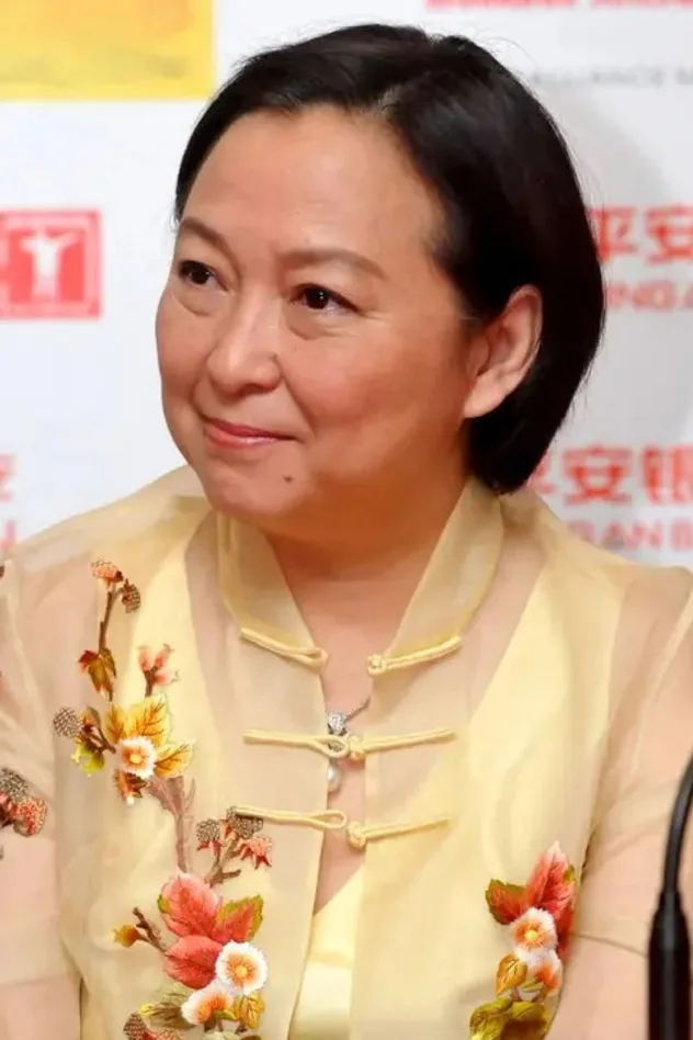 صورة 方芳