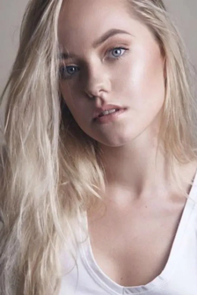 Обложка для Ashley de Lange