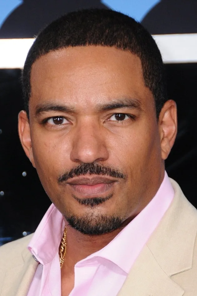 фото Laz Alonso