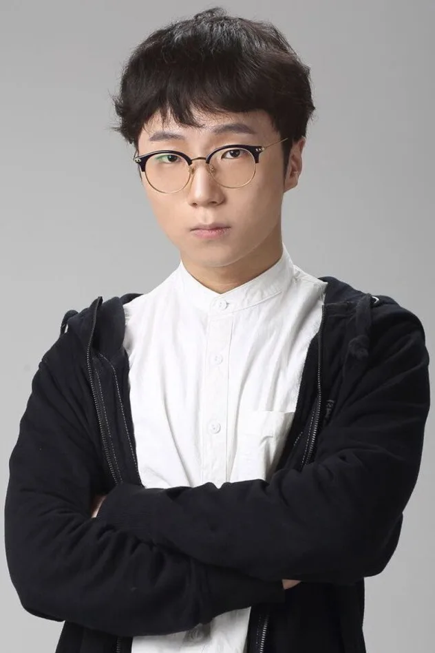 秦且歌