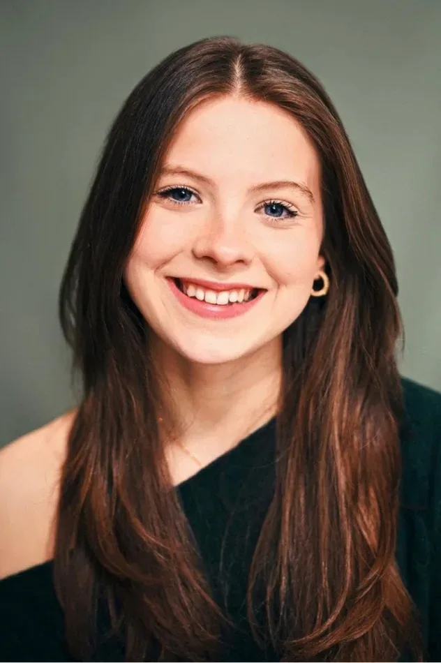 Lucy Chambers için kapak görseli