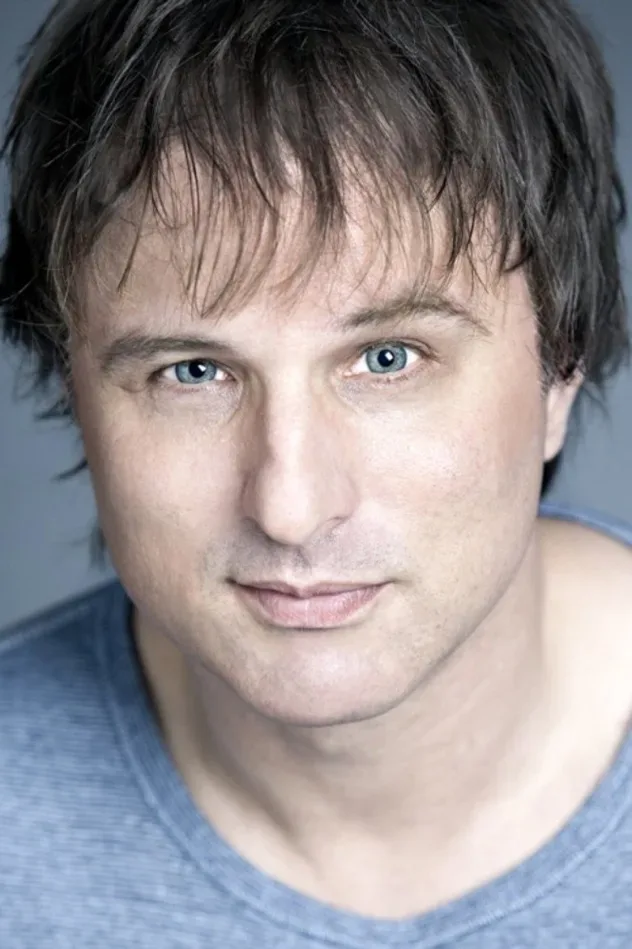 Cover image for Troy MacKinder