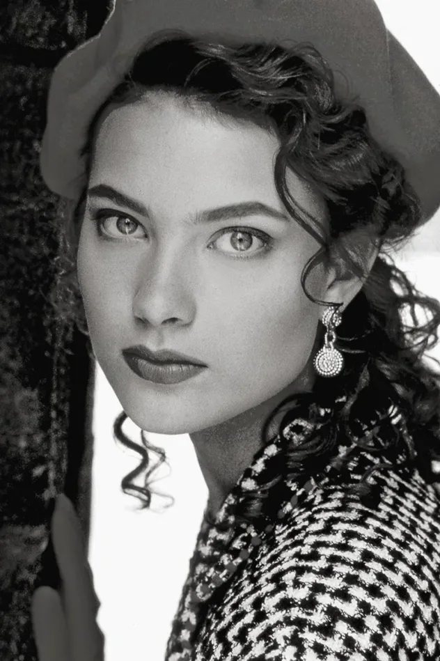 Imagen de portada para Shalom Harlow