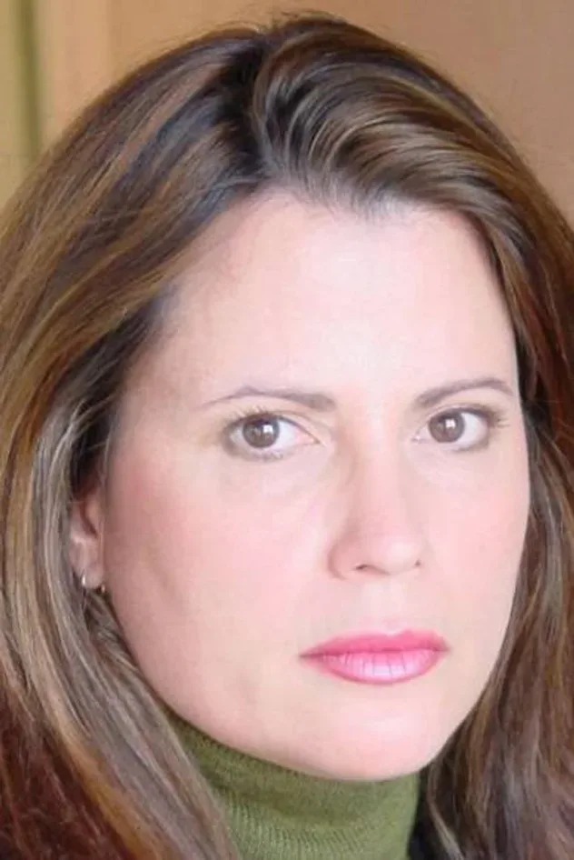 Diana Cuevas için kapak görseli