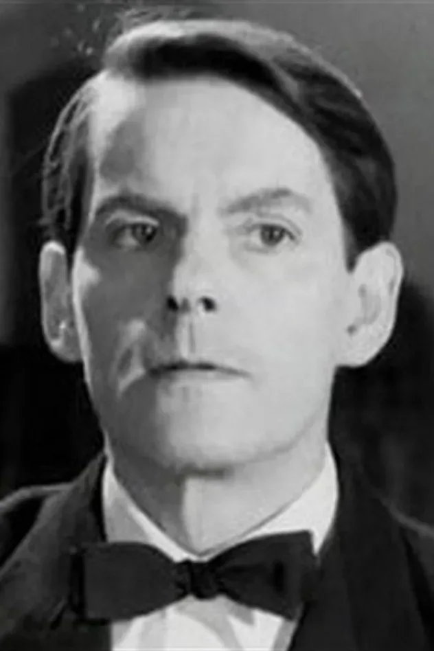 Обложка для Kenneth Fortescue