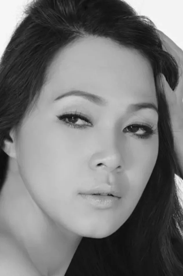 Imagen de portada para Đinh Y Nhung