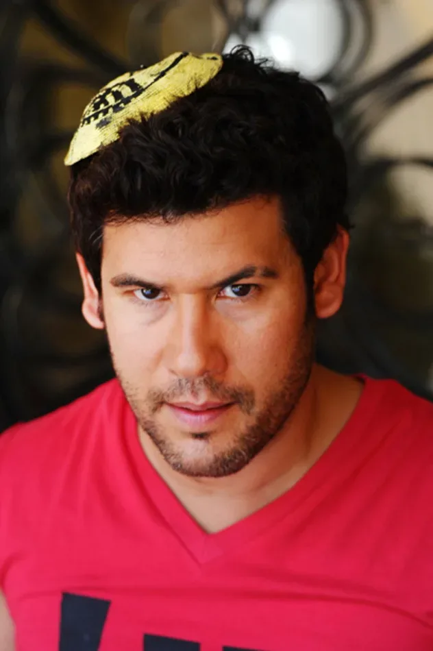 Обложка для Guy Amir