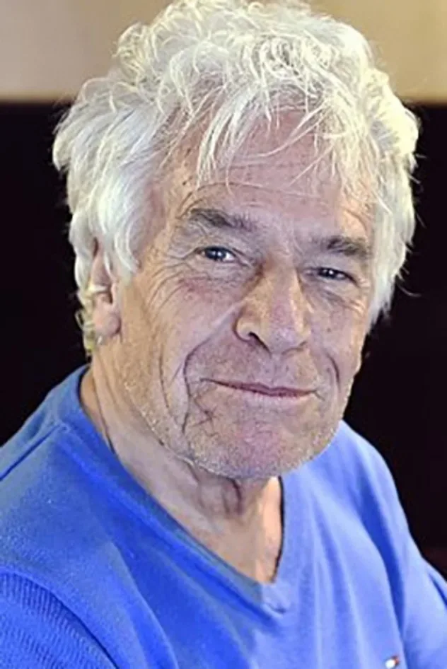 صورة الغلاف لـ Guy De Saint Cyr