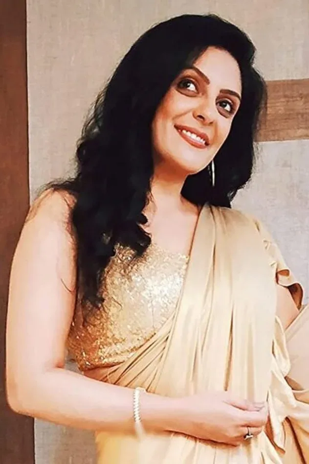 Обложка для Meenal Kapoor