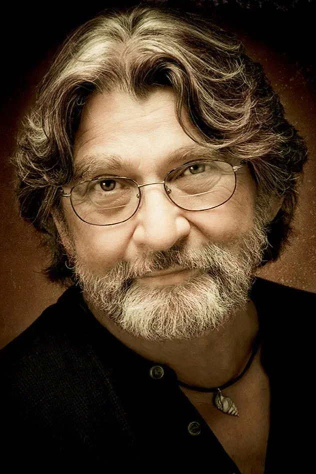 Обложка для Ronald Víctor García