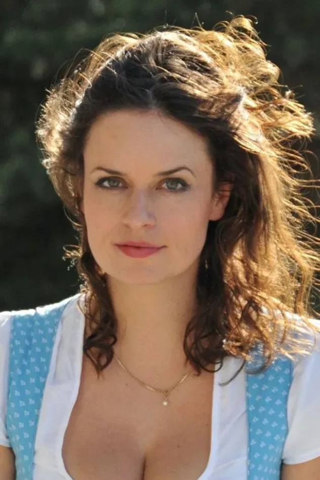 Обложка для Angela Ascher