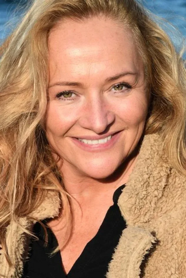 صورة الغلاف لـ Carmen Molinar