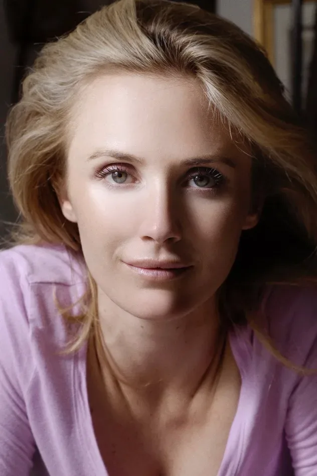 Jennifer Siebel Newsom için kapak görseli