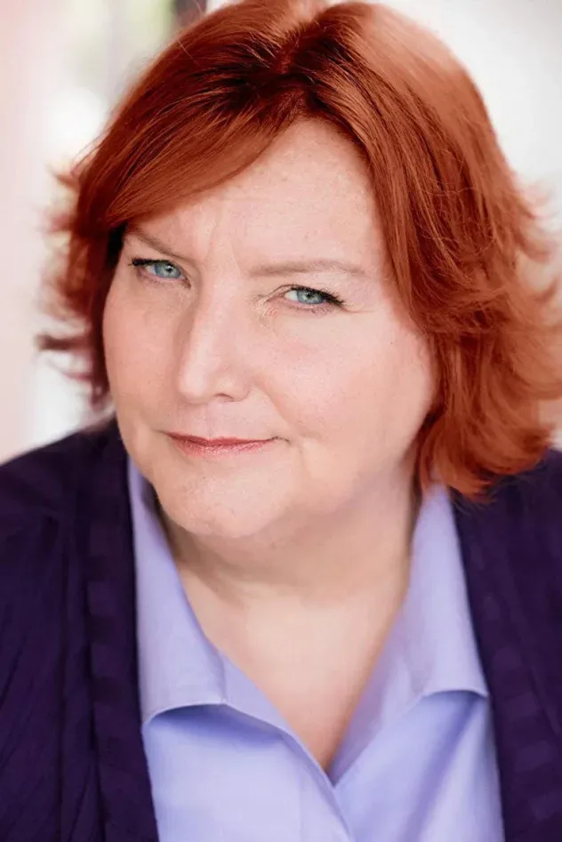 صورة الغلاف لـ Julia Flint