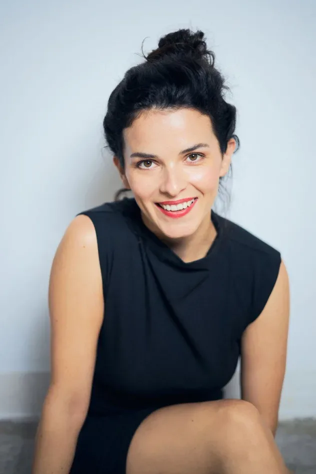 Обложка для Maxine Kazis