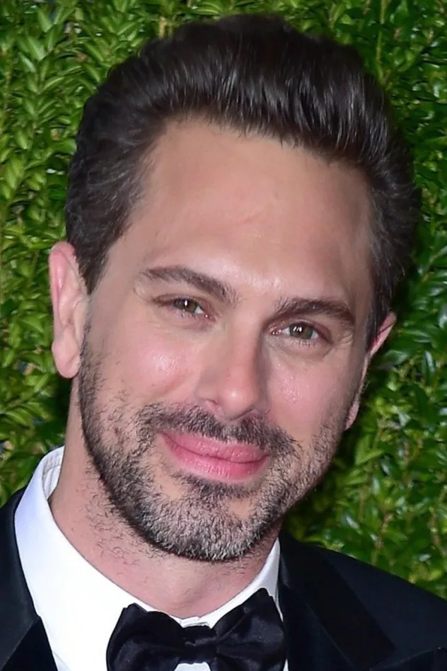 صورة Thomas Sadoski