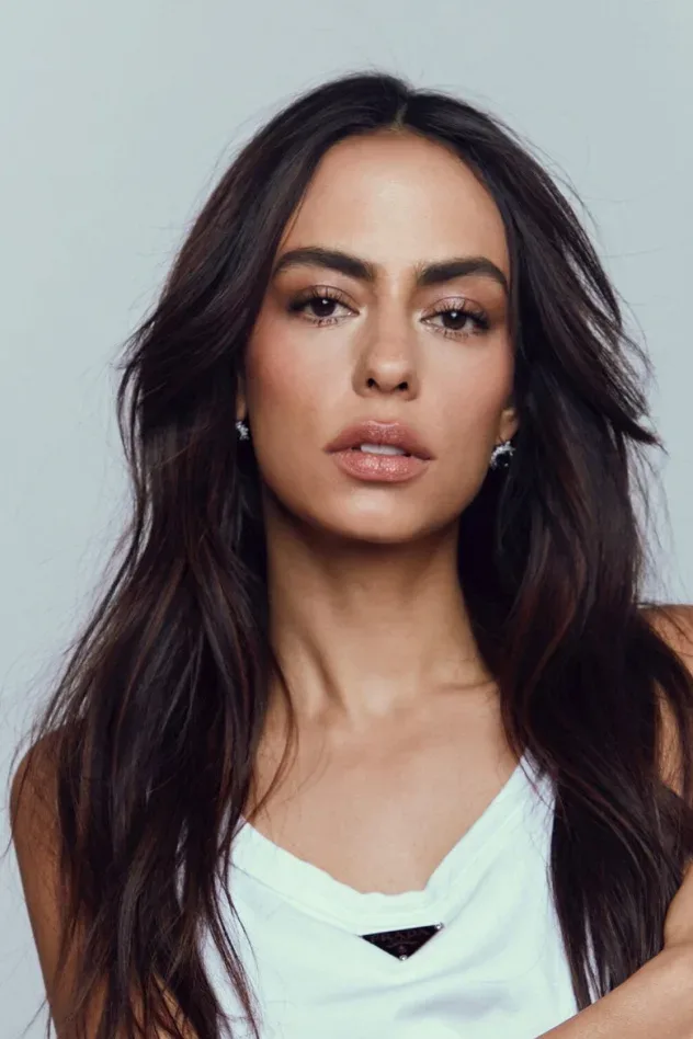 Paola Fernández için kapak görseli