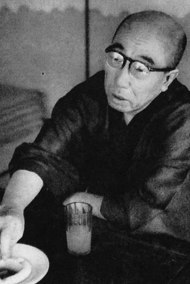 江戸川乱歩 photo