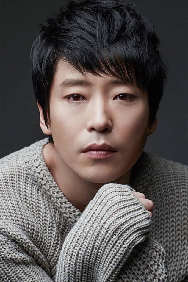 foto de 엄기준