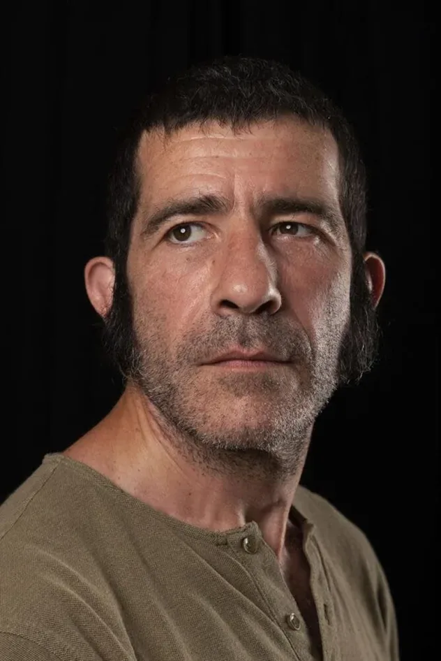 Imagen de portada para Javier Barandiarán