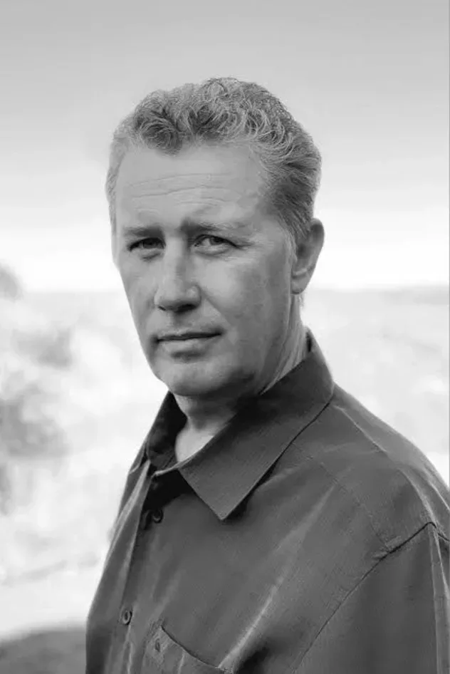 Chris Waegner için kapak görseli