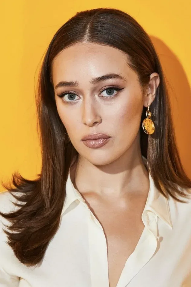 Обложка для Alycia Debnam-Carey