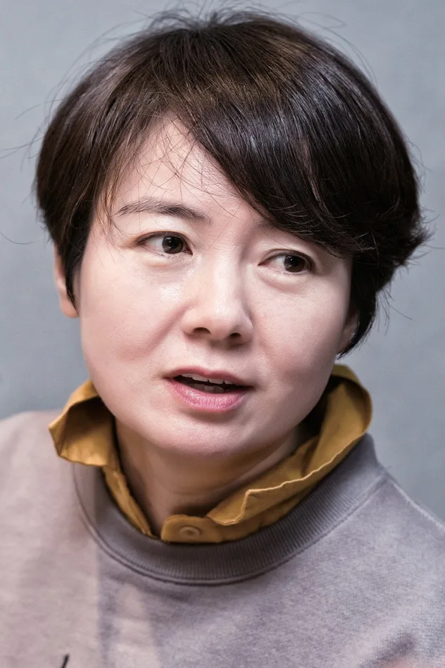 صورة 홍지영