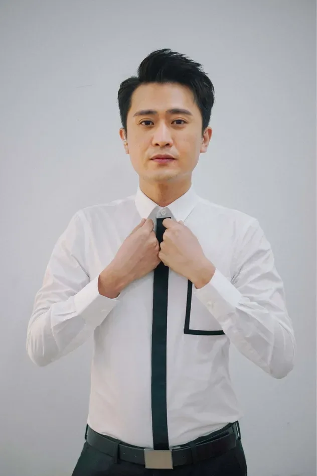 Imagen de portada para 杨帆