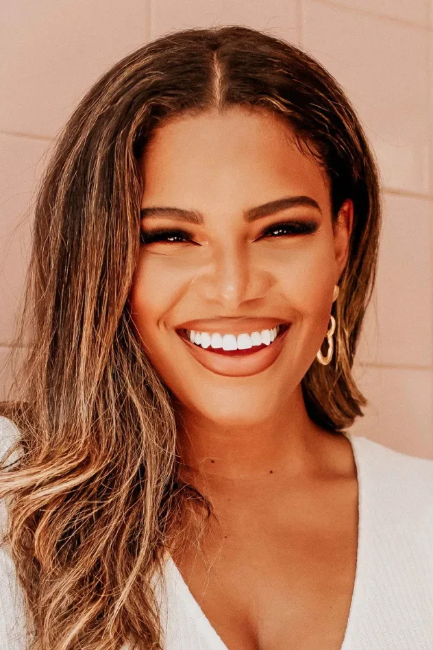 صورة الغلاف لـ Kamie Crawford