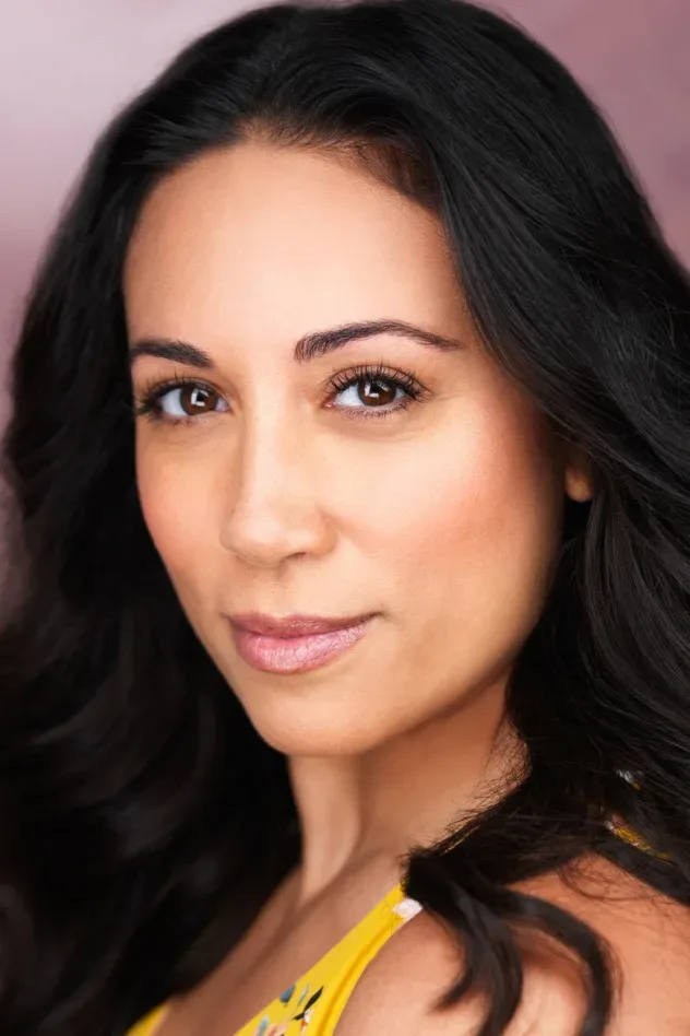 Обложка для Miranda Roldán