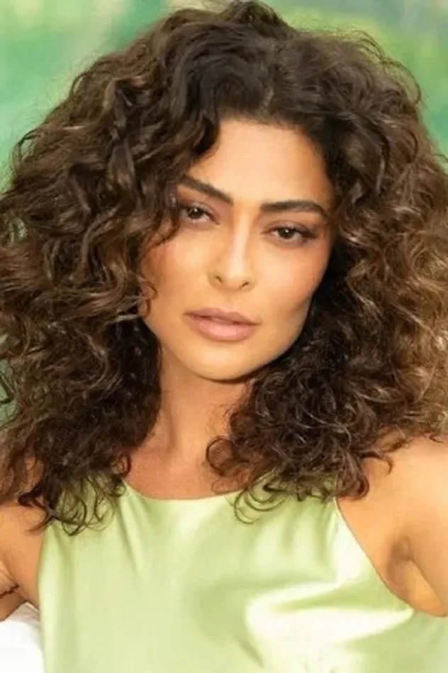 Imagen de portada para Juliana Paes