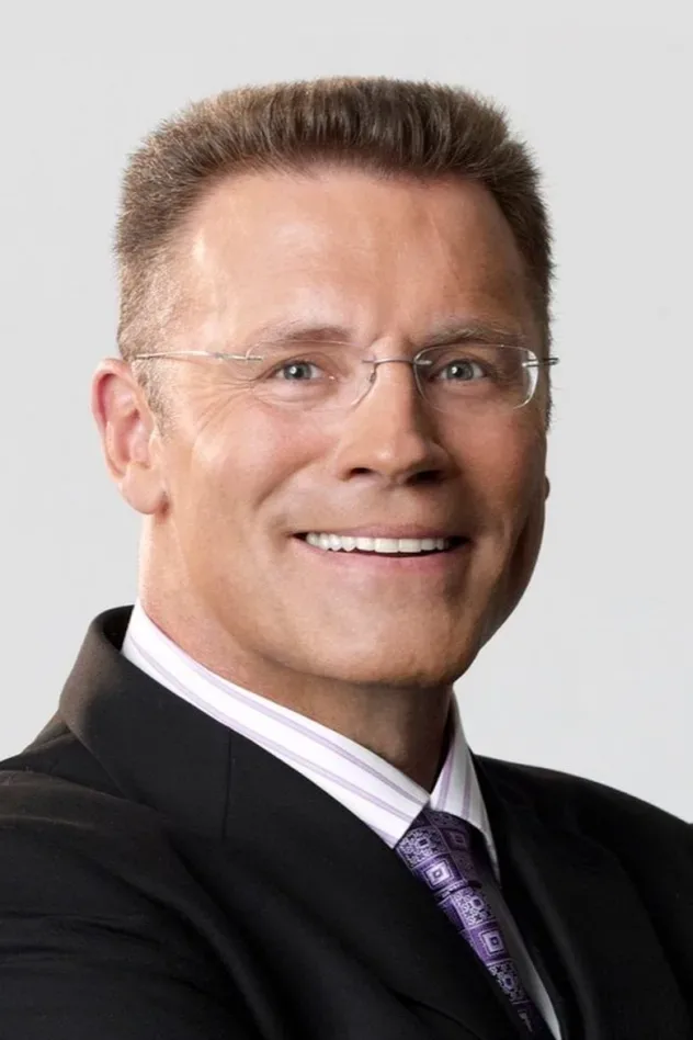 Imagen de portada para Howie Long