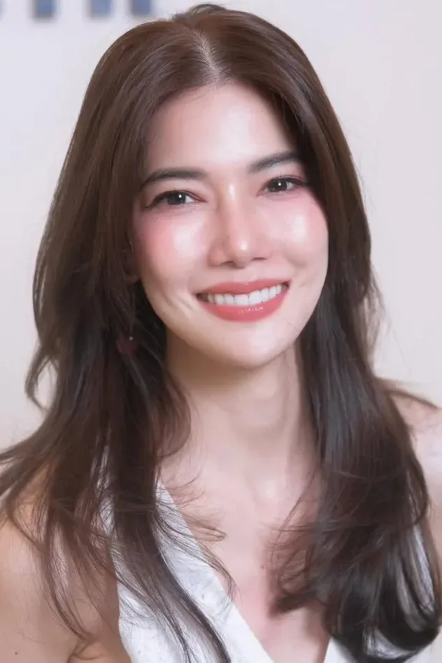 Cover image for Kannaporn Puangtong
