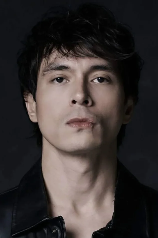 foto de Jake Cuenca