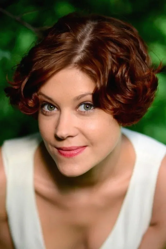 Cover image for Mariya Pirogova
