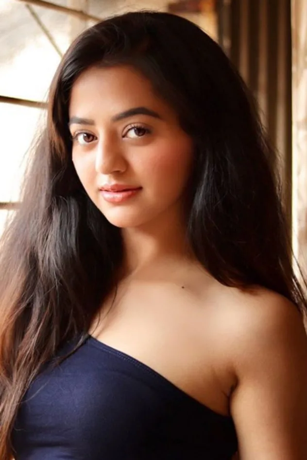 foto de Helly Shah