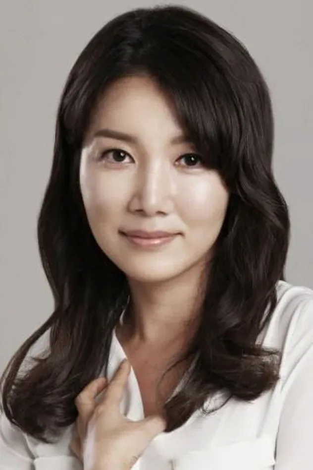 Yoon Ji-sook için kapak görseli