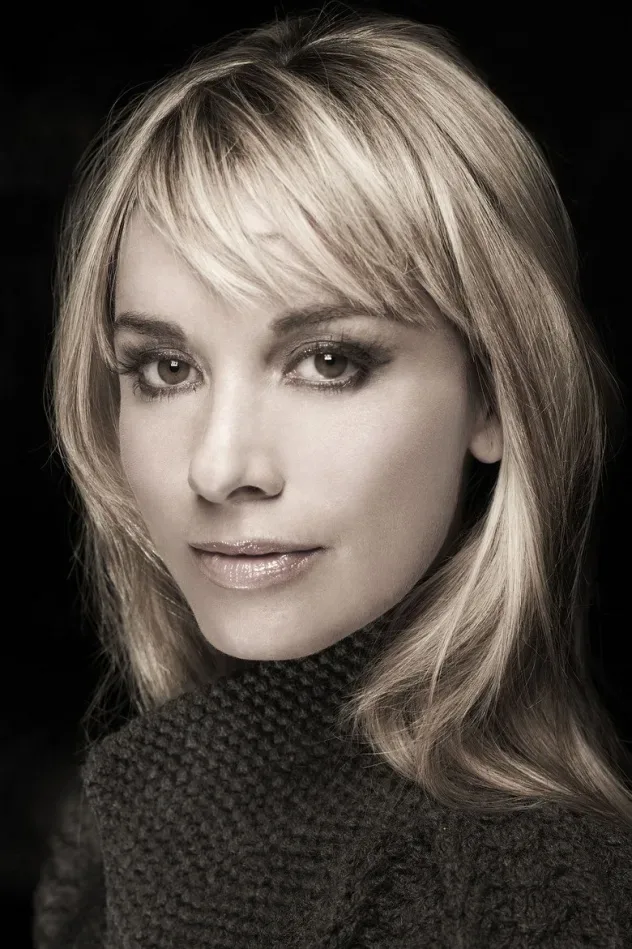Imagen de portada para Tamzin Outhwaite