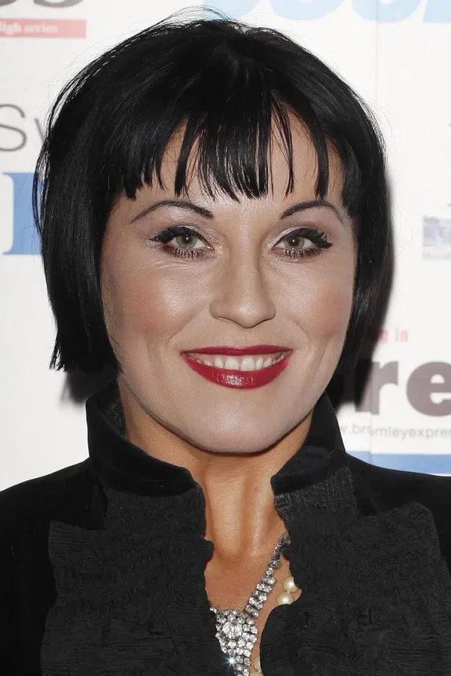 Обложка для Jessie Wallace