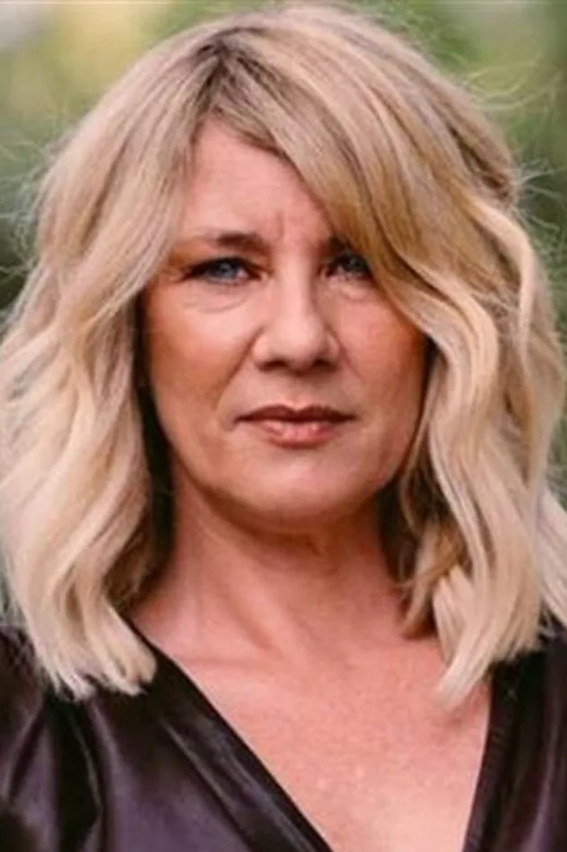 Julie Sergeant photo