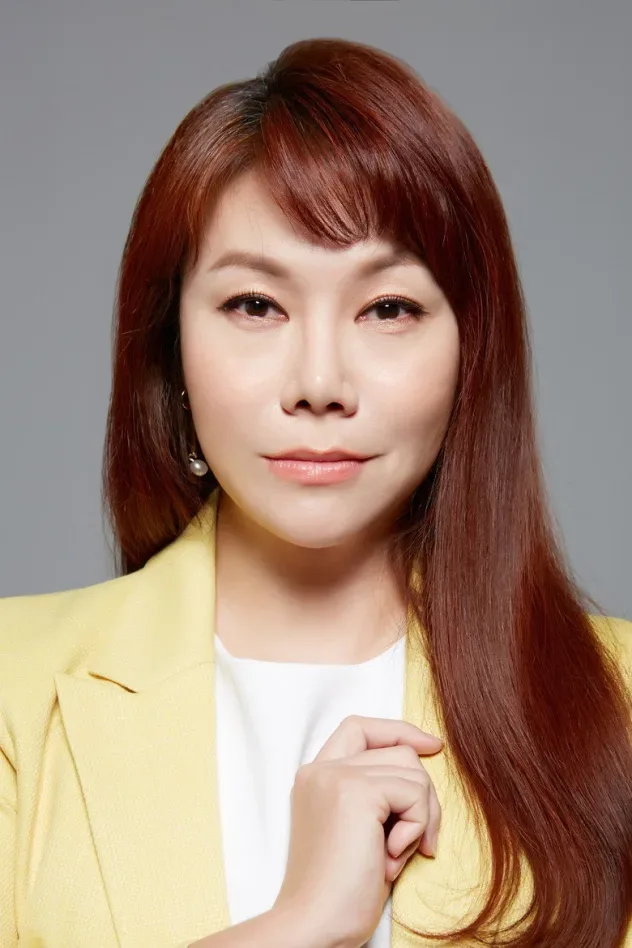 Imagen de portada para Kim Young-ju
