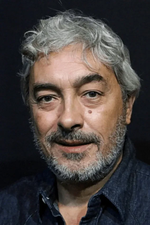 Обложка для Álvaro Faria