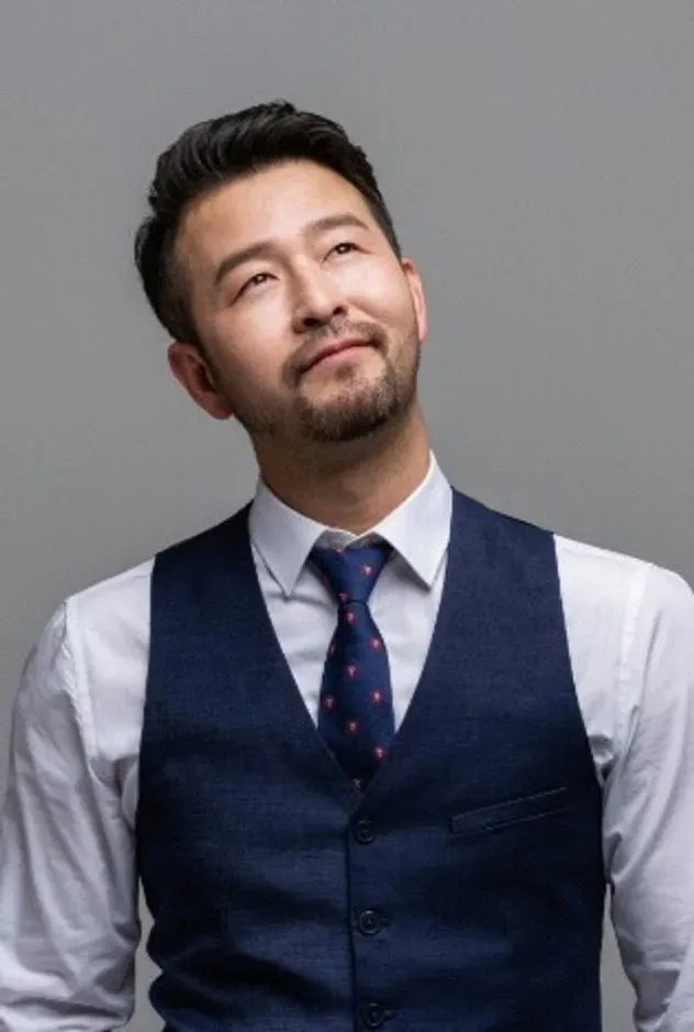 Обложка для Hwang Geon