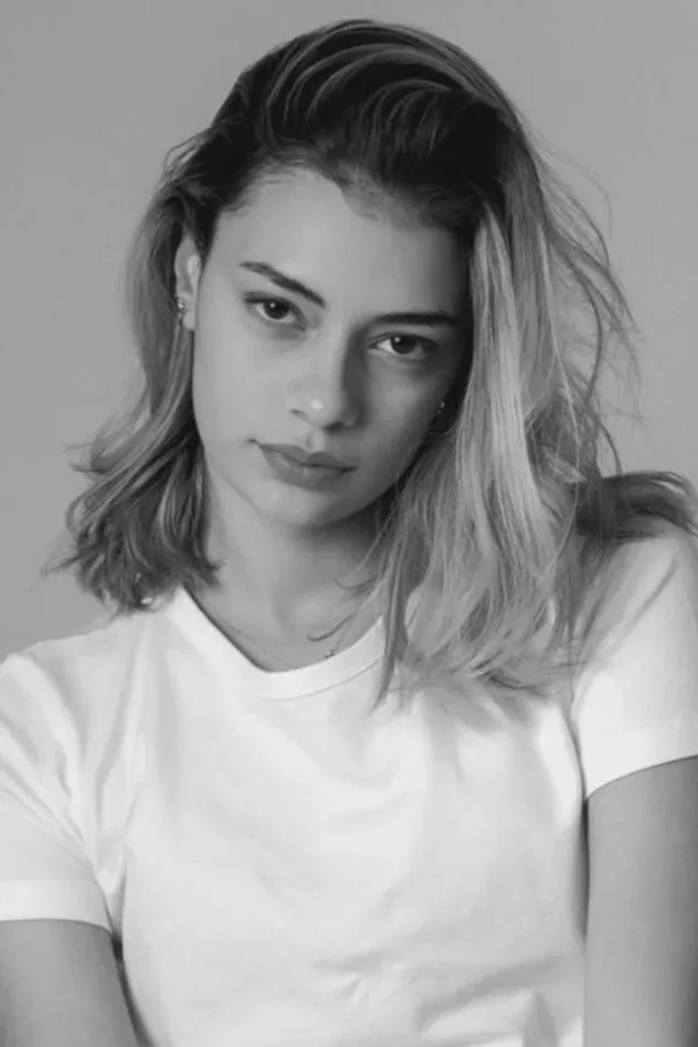 Обложка для Isabella Albuquerque