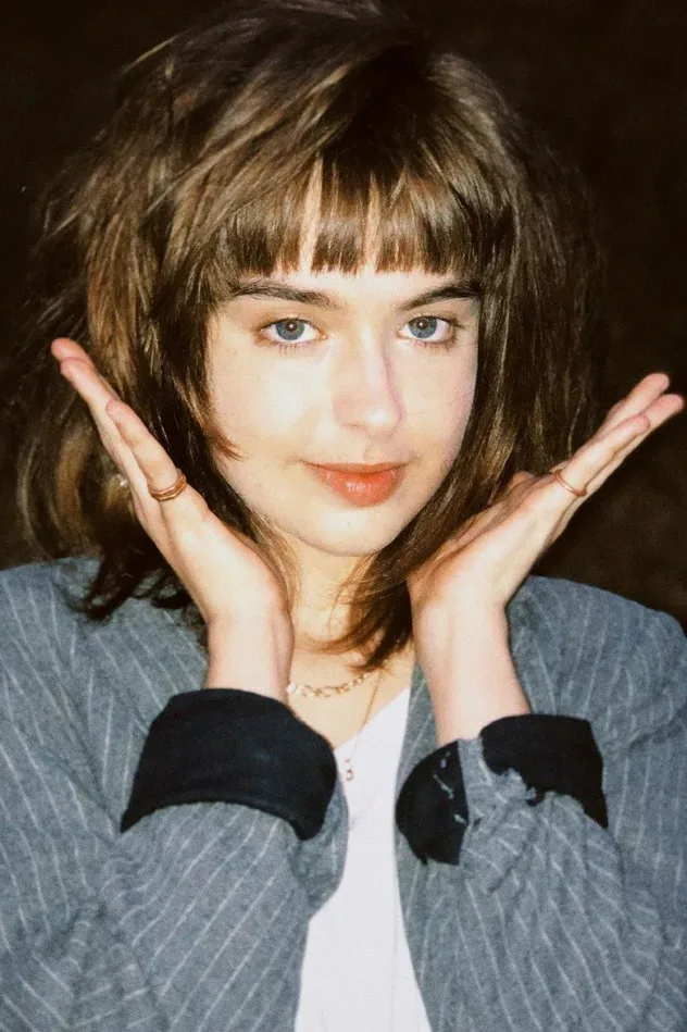 Обложка для Isabella Moreira