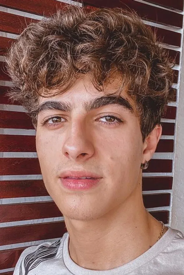 Imagen de portada para Lucas Burgatti