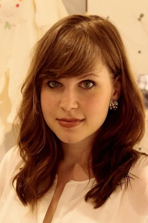 Обложка для Carolinie Figueiredo