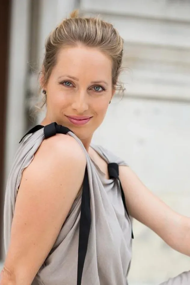 Cover image for Csilla Barath Bastaić