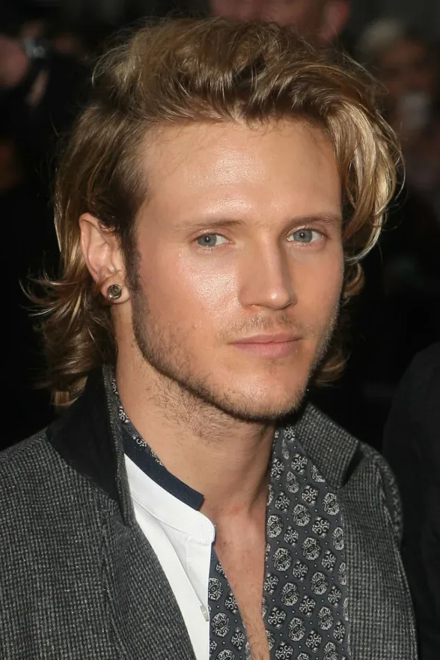 Imagen de portada para Dougie Poynter