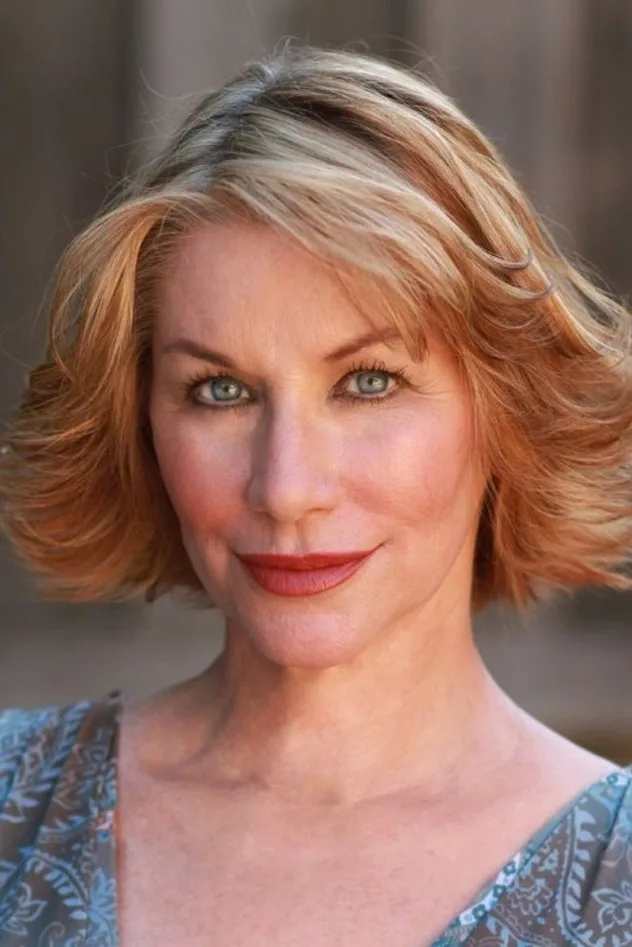 Caroline Williams photo